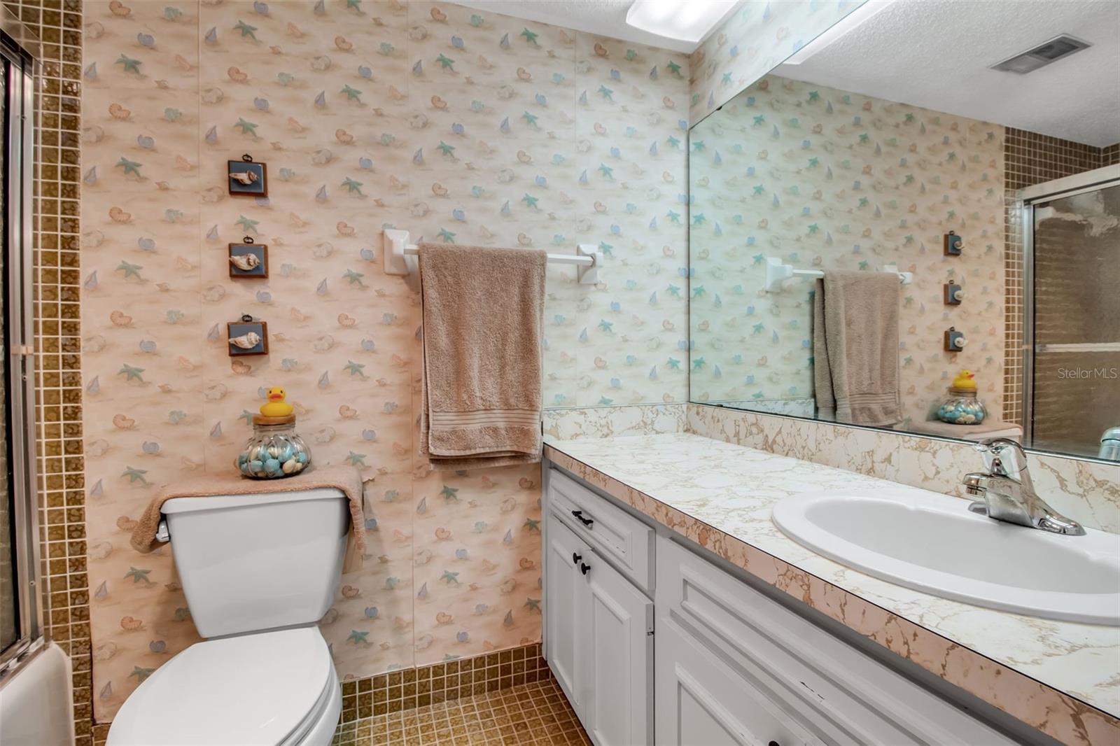 Image 36 of 64 For 7301 W. Country Club Drive N 108