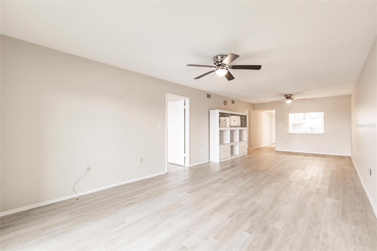 Image 5 of 64 For 3635 Lake Bayshore Drive J-410