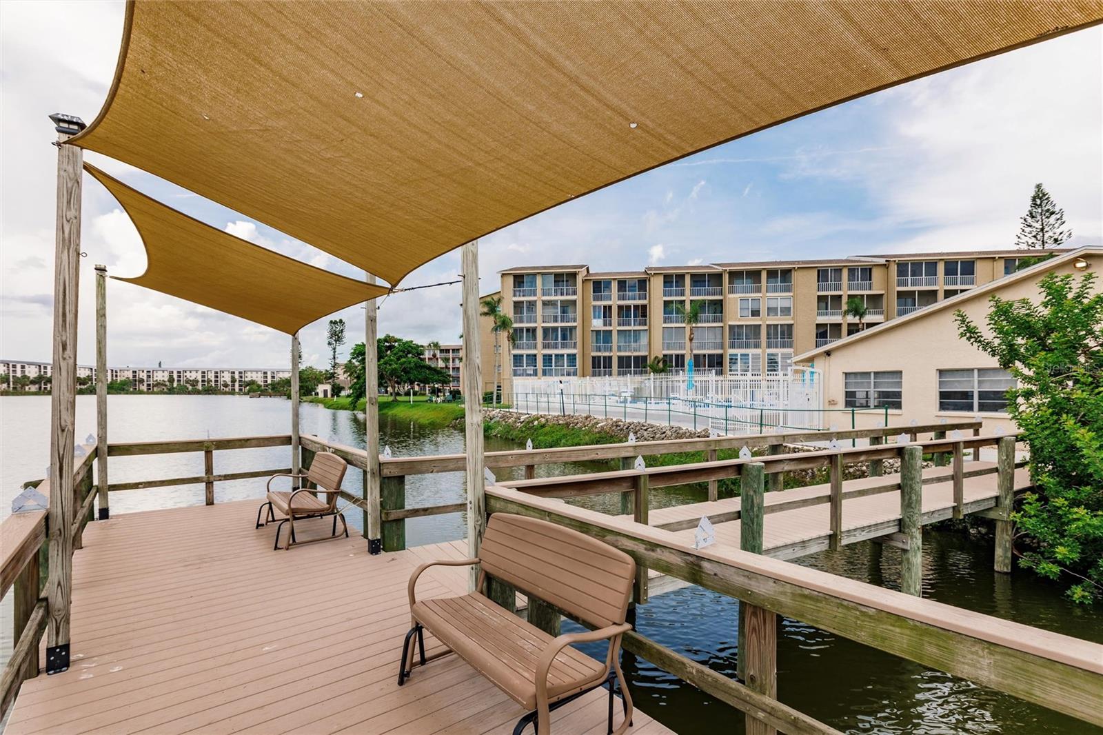 Image 52 of 64 For 3635 Lake Bayshore Drive J-410