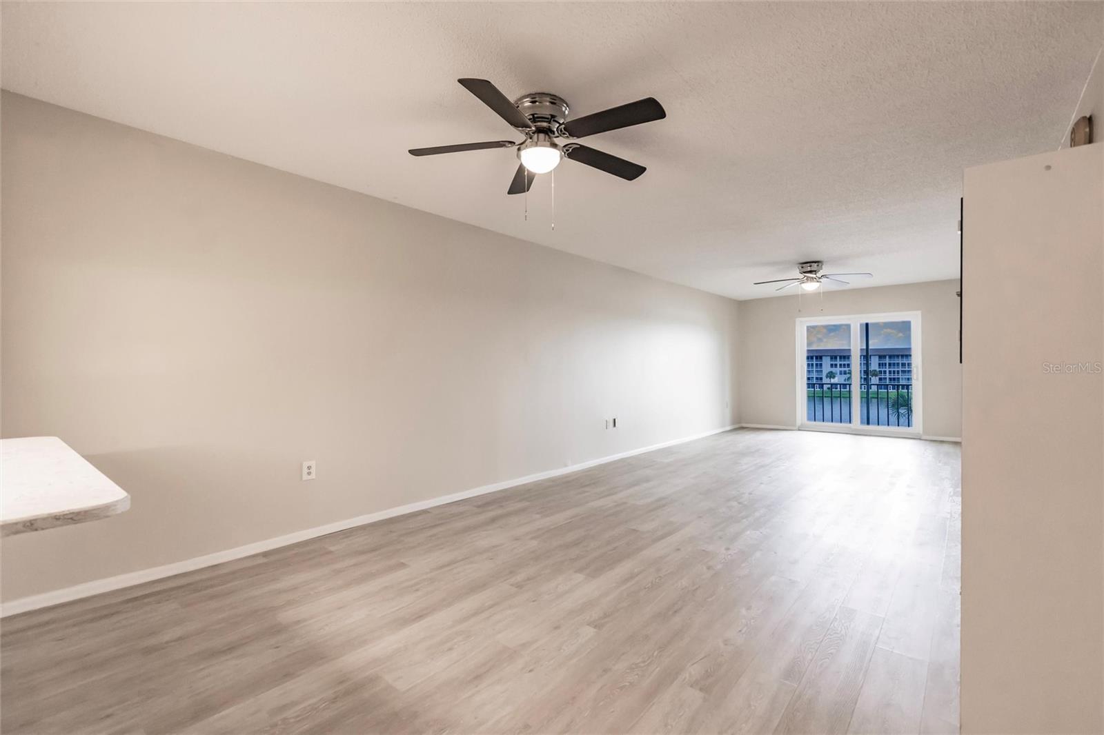 Image 6 of 64 For 3635 Lake Bayshore Drive J-410