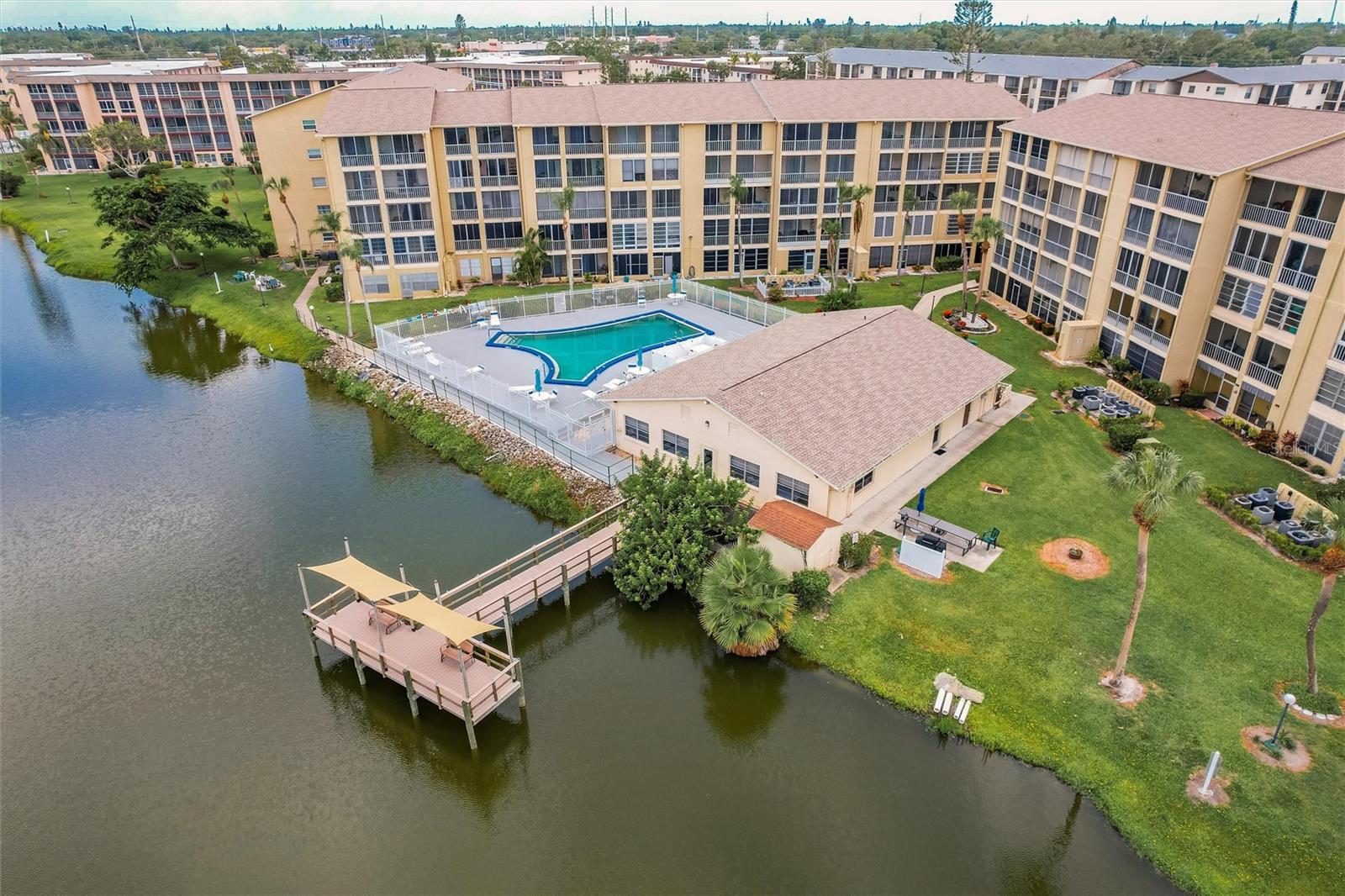 Image 62 of 64 For 3635 Lake Bayshore Drive J-410