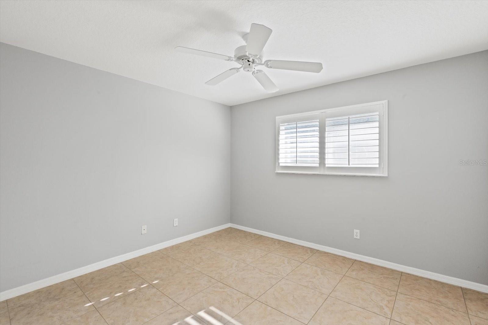 Image 21 of 32 For 5206 19th Avenue W