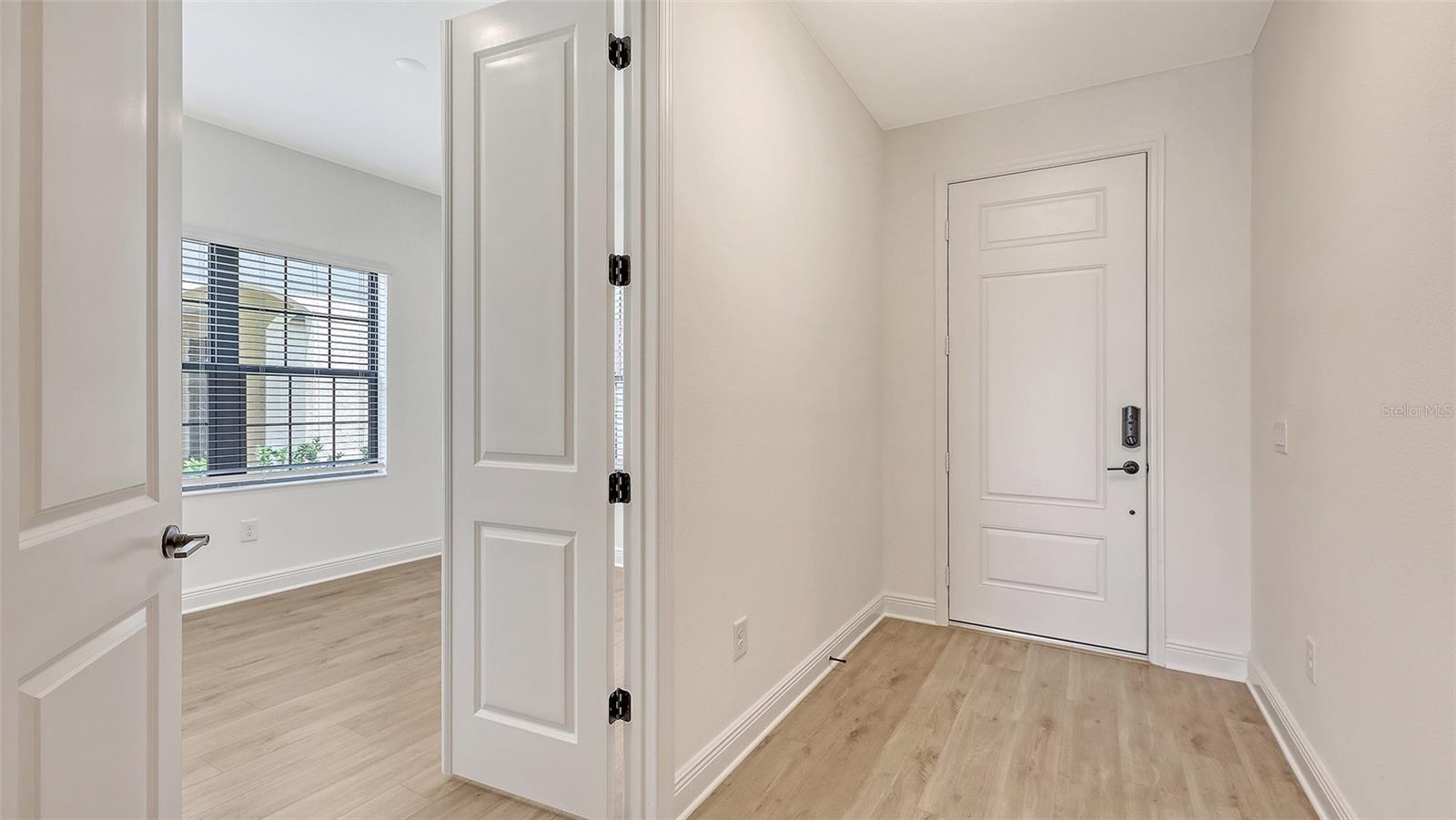 Image 6 of 47 For 248 Altamura Circle