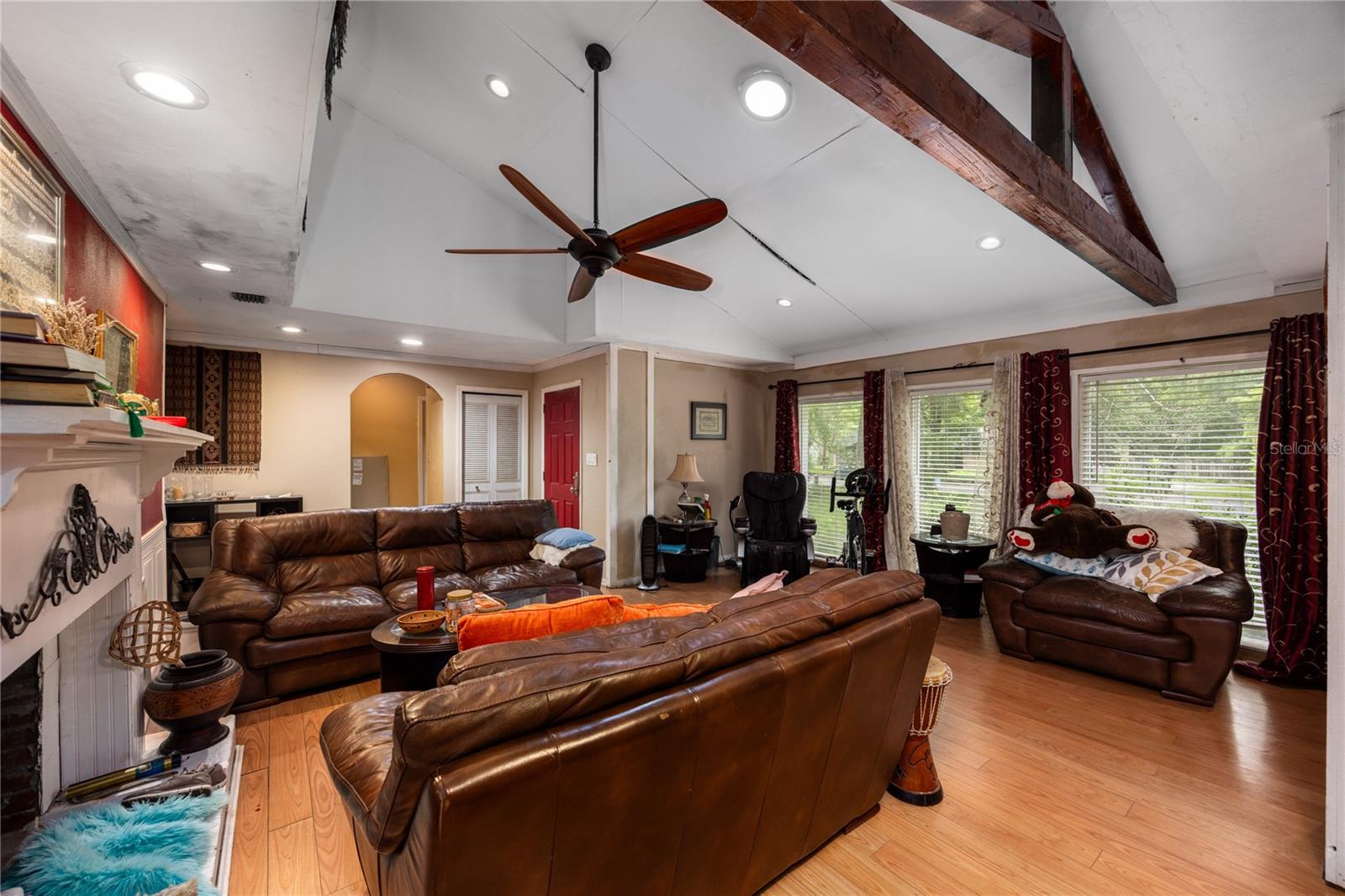Image 13 of 43 For 4310 65th Terrace