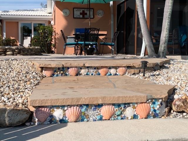 Image 12 of 35 For 6806 Palm Drive