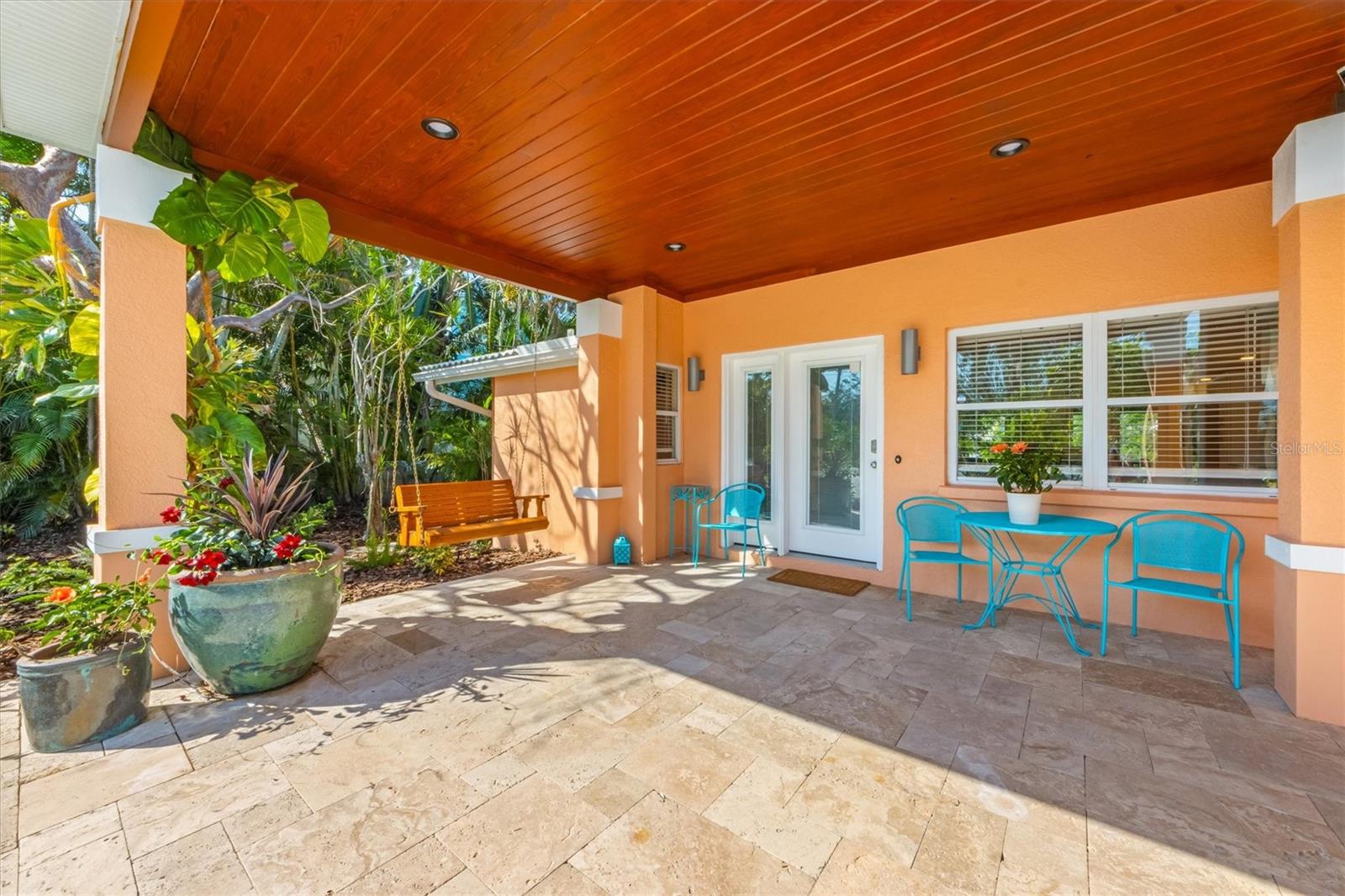 Image 2 of 35 For 6806 Palm Drive