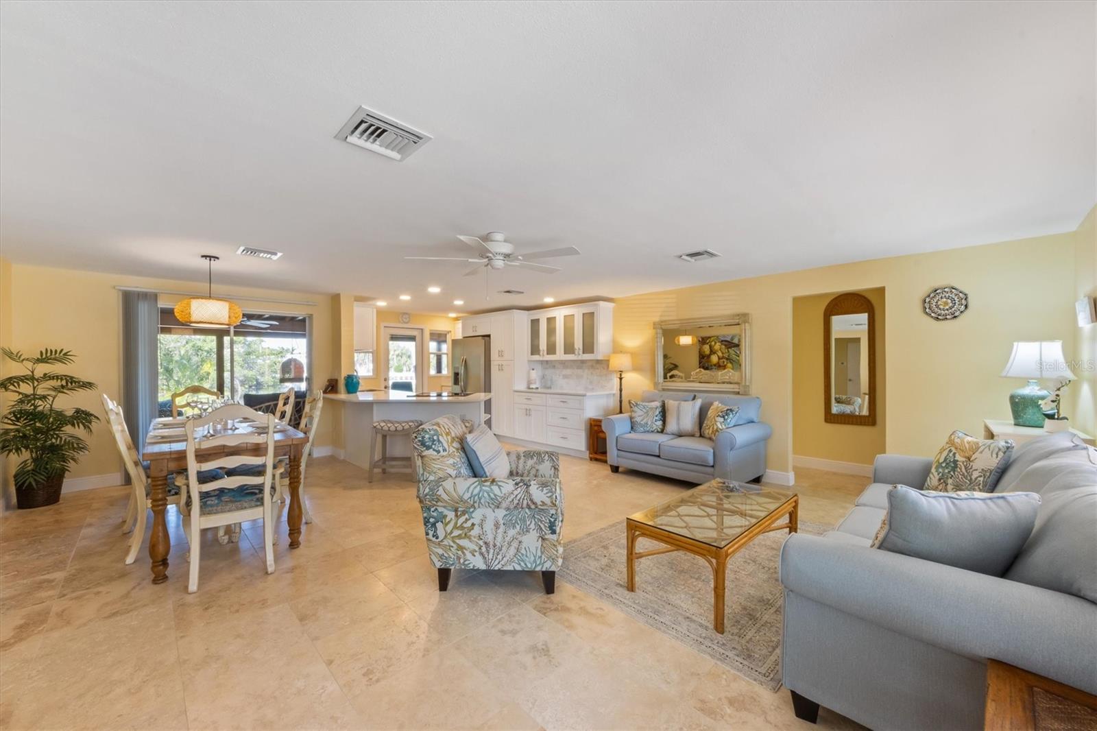 Image 26 of 35 For 6806 Palm Drive