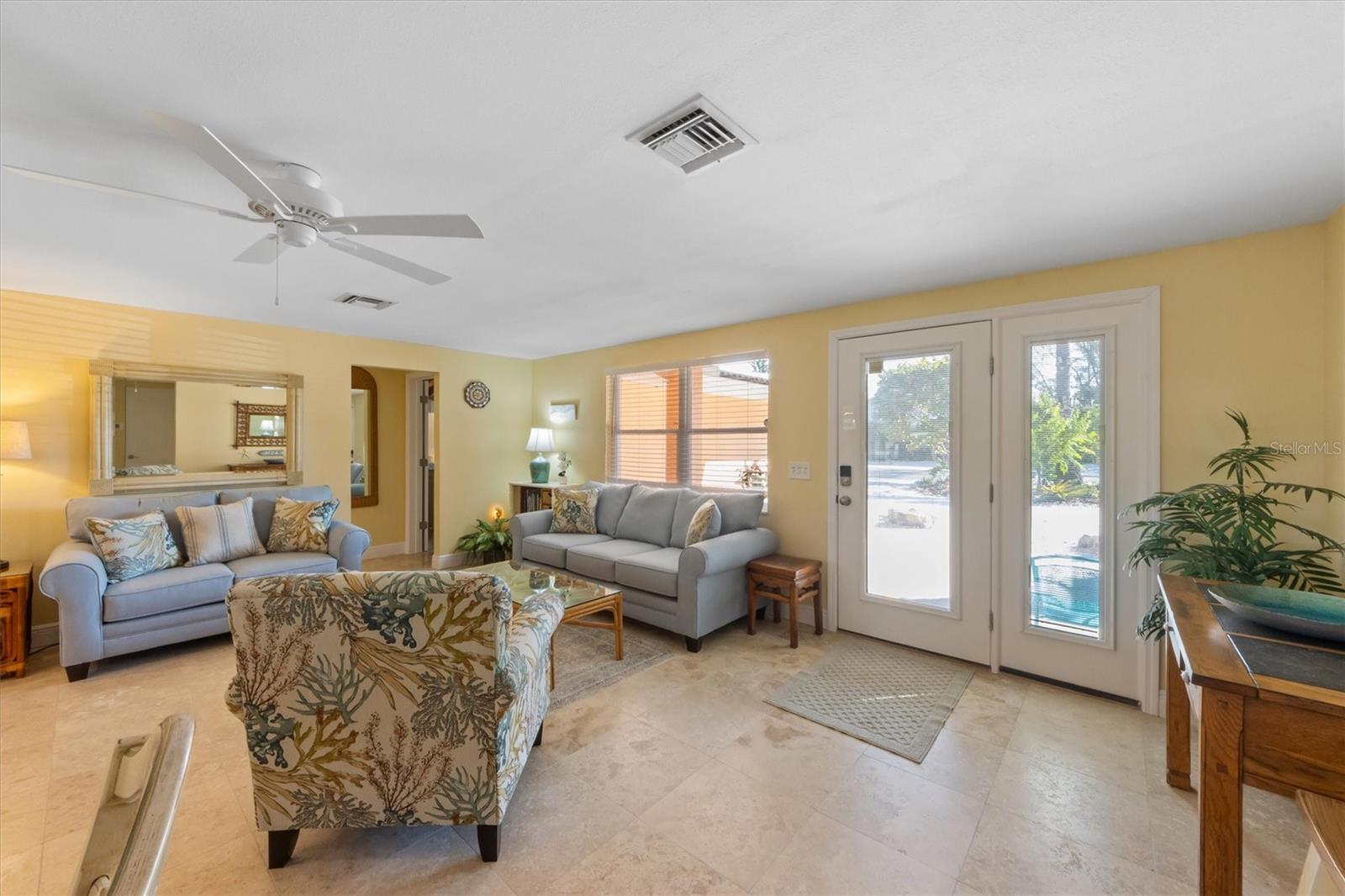 Image 27 of 35 For 6806 Palm Drive