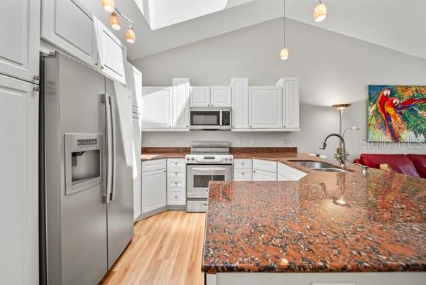 Image 13 of 50 For 2181 Harbourside Drive 1403
