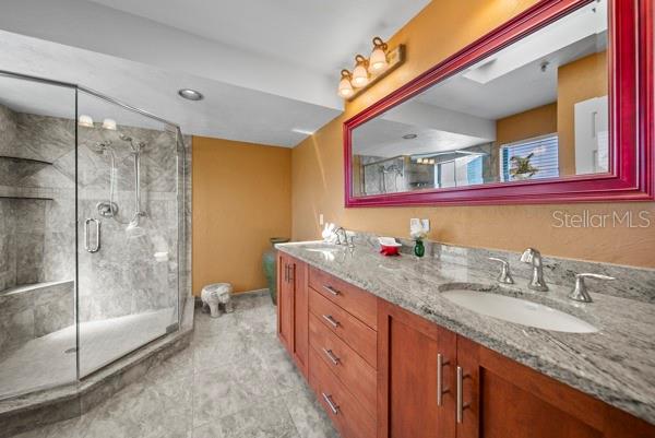 Image 21 of 50 For 2181 Harbourside Drive 1403