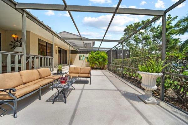 Image 31 of 50 For 2181 Harbourside Drive 1403