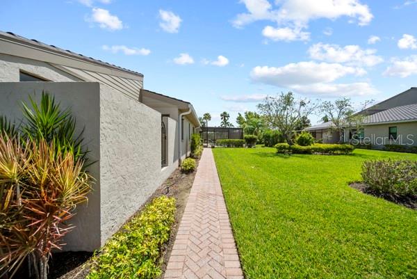 Image 4 of 50 For 2181 Harbourside Drive 1403
