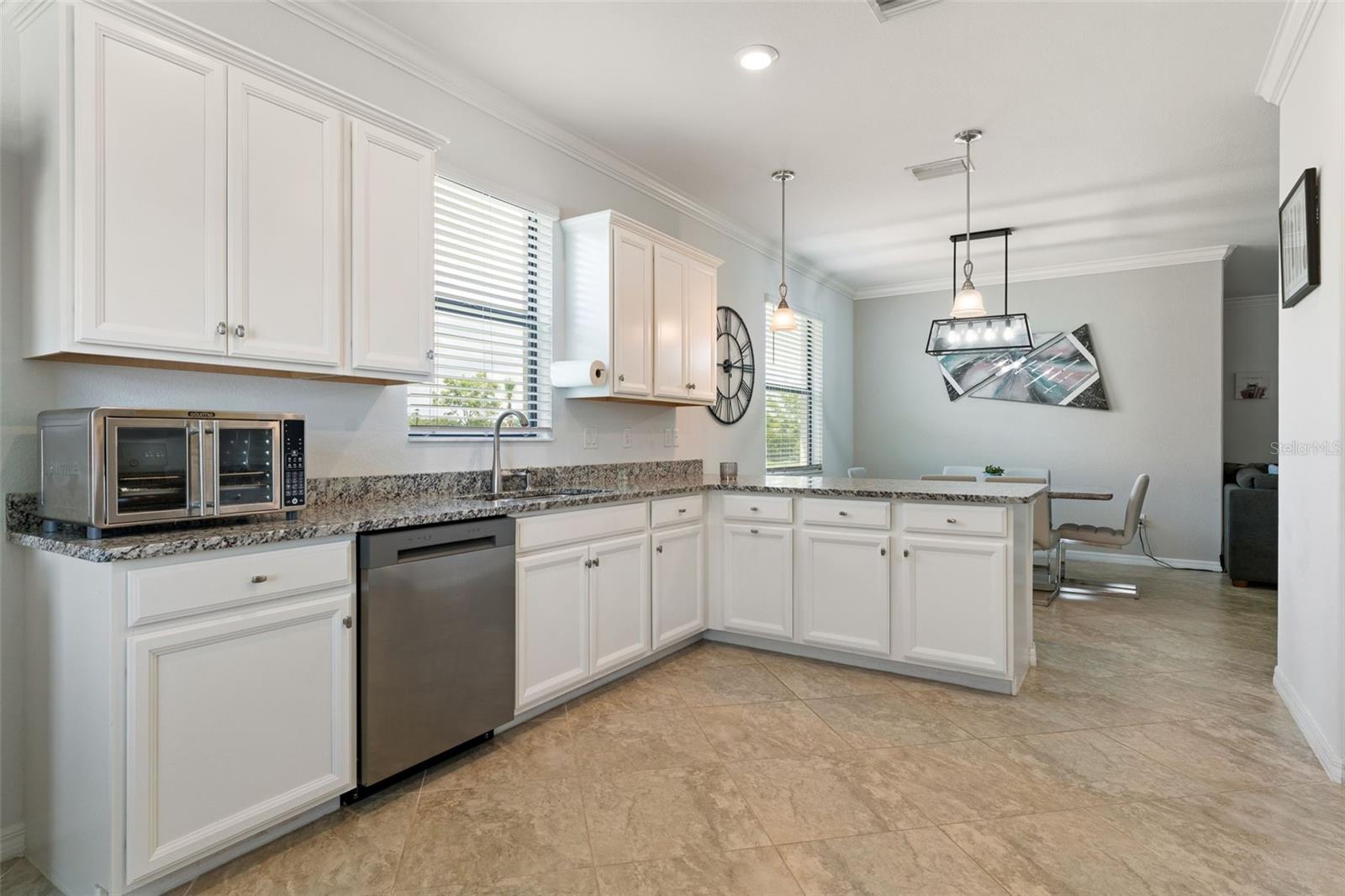 Image 11 of 64 For 14246 Vindel Circle