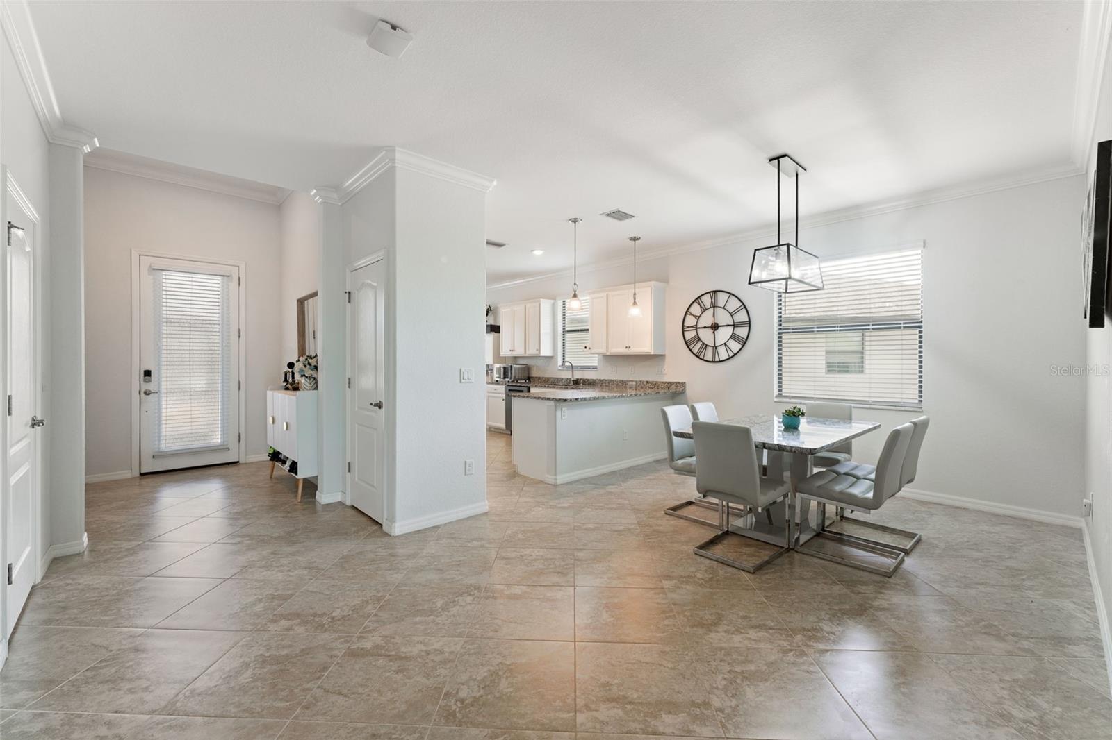 Image 5 of 64 For 14246 Vindel Circle