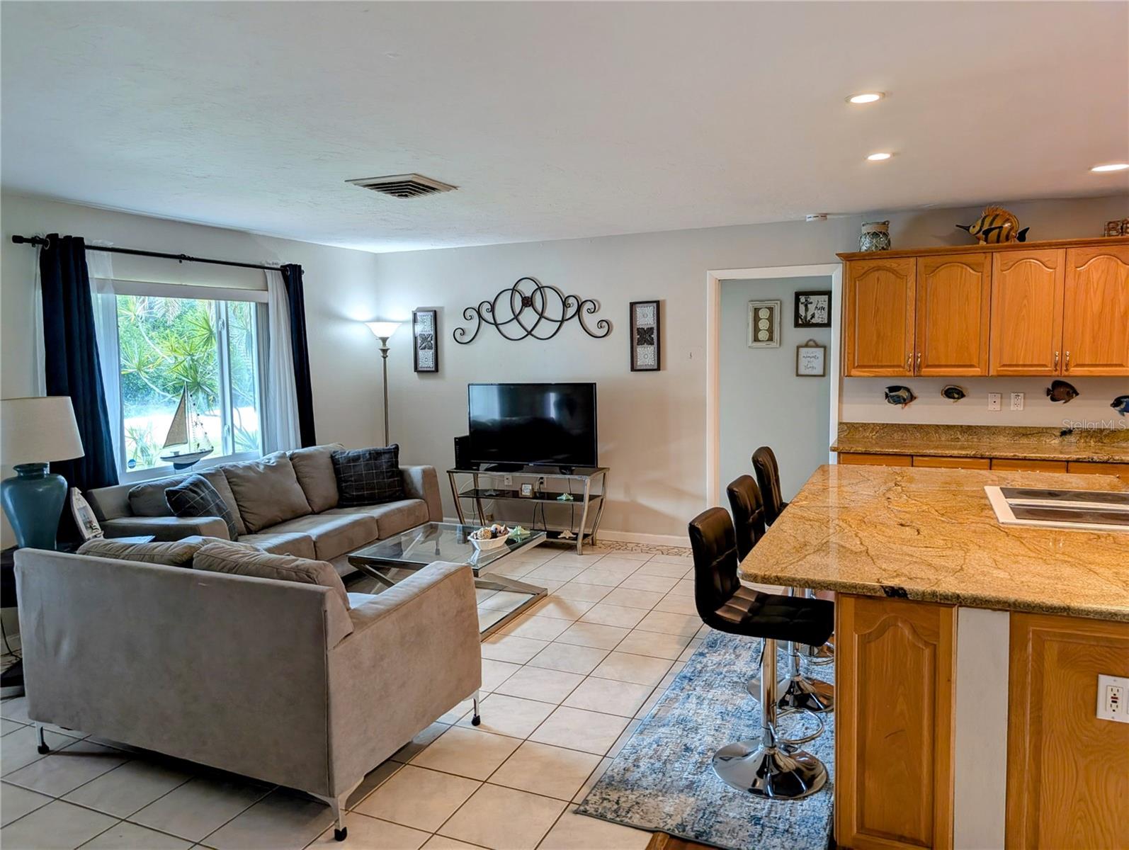 Image 11 of 34 For 8904 Vamo Road