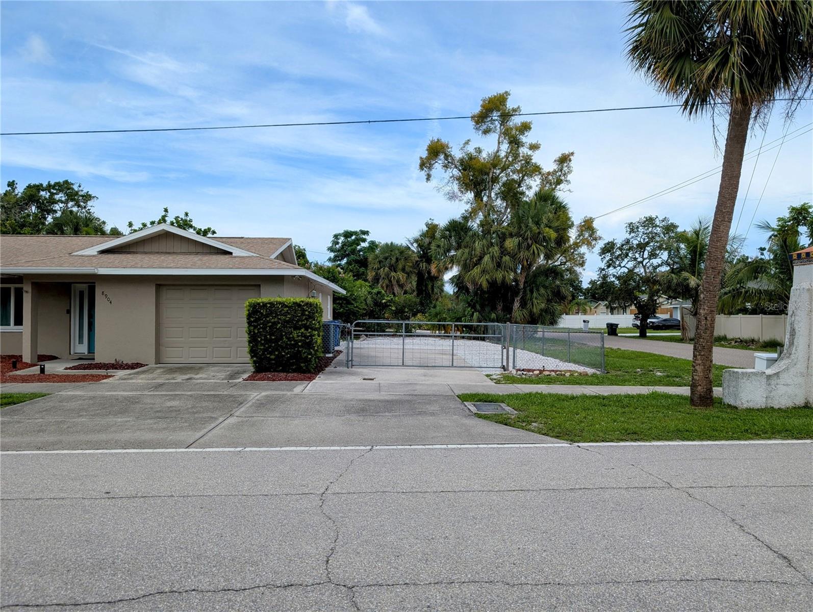 Image 3 of 34 For 8904 Vamo Road
