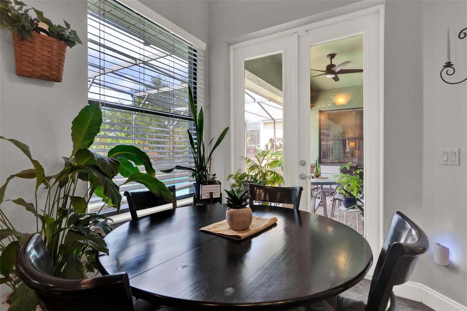 Image 11 of 48 For 17426 Tailfeather Court
