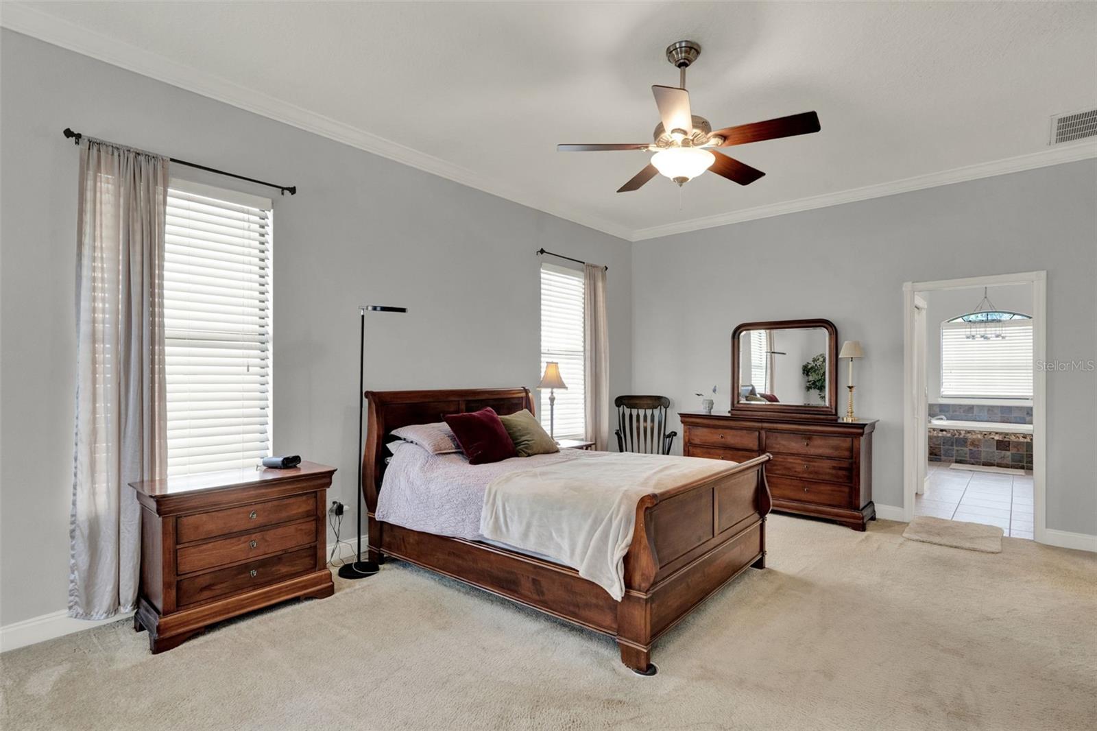 Image 15 of 48 For 17426 Tailfeather Court