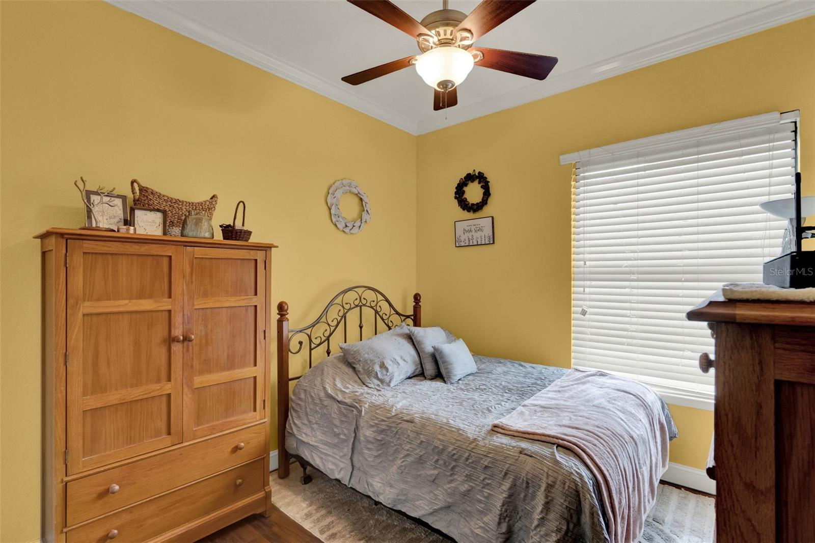 Image 25 of 48 For 17426 Tailfeather Court