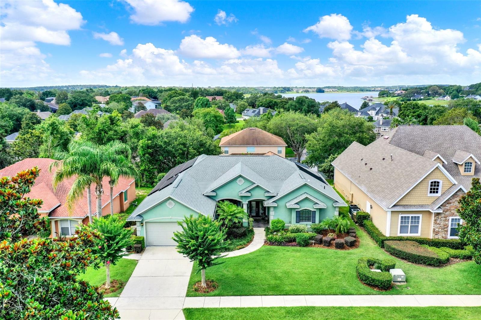 Image 30 of 48 For 17426 Tailfeather Court