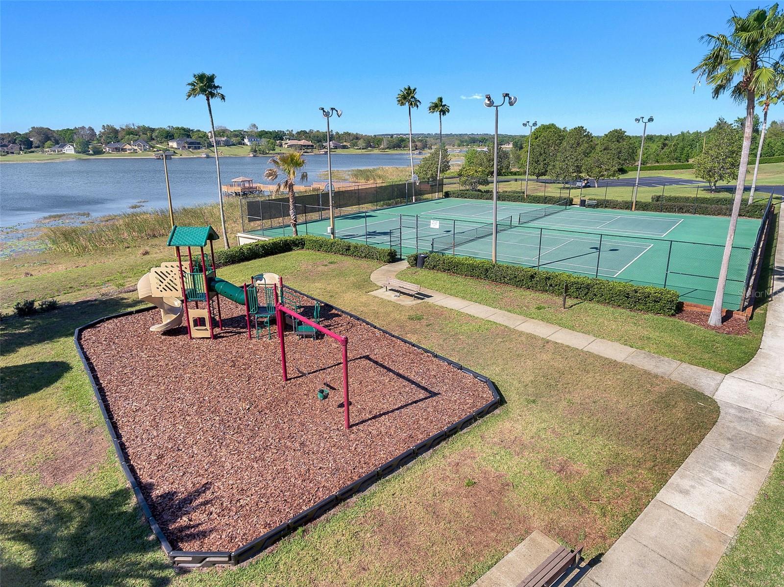Image 45 of 48 For 17426 Tailfeather Court