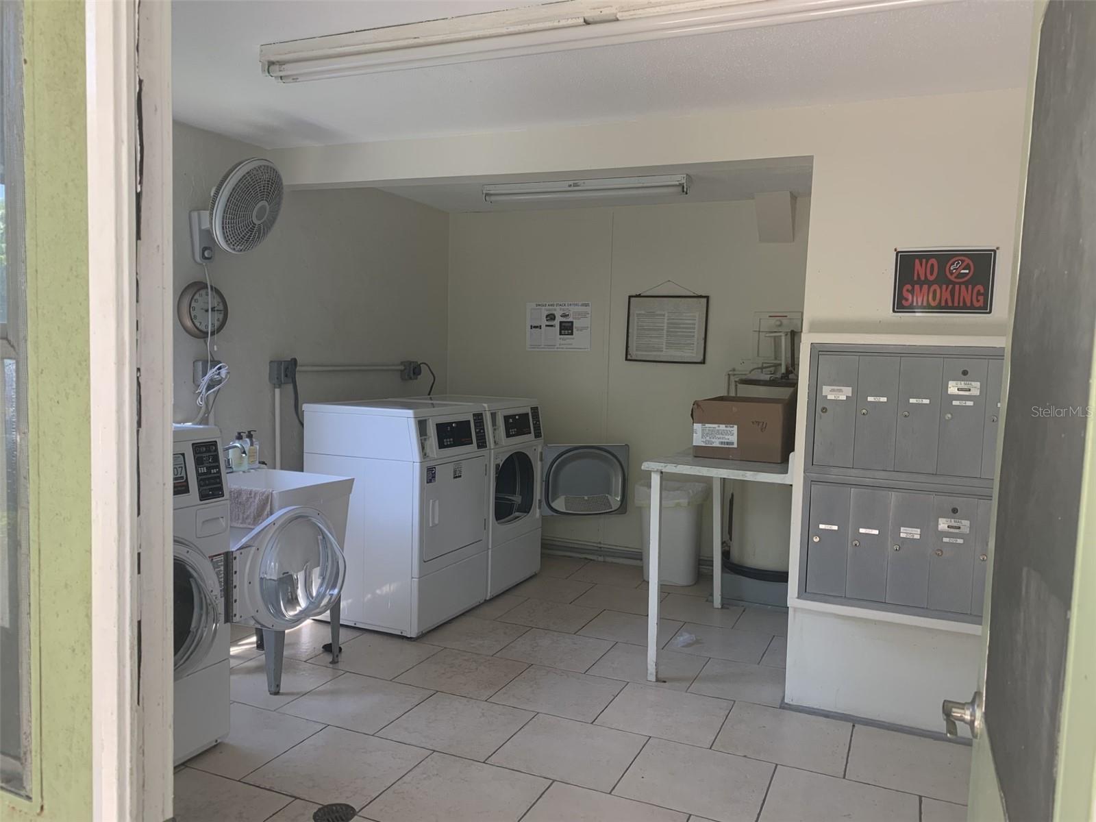 Image 21 of 21 For 3504 Beneva Road 207