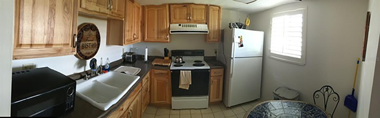 Image 3 of 21 For 3504 Beneva Road 207