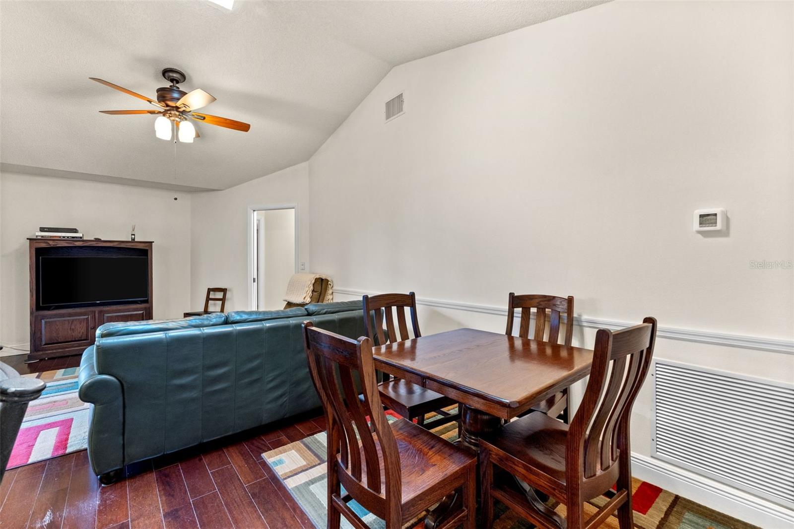 Image 13 of 32 For 2559 Wood Oak Drive