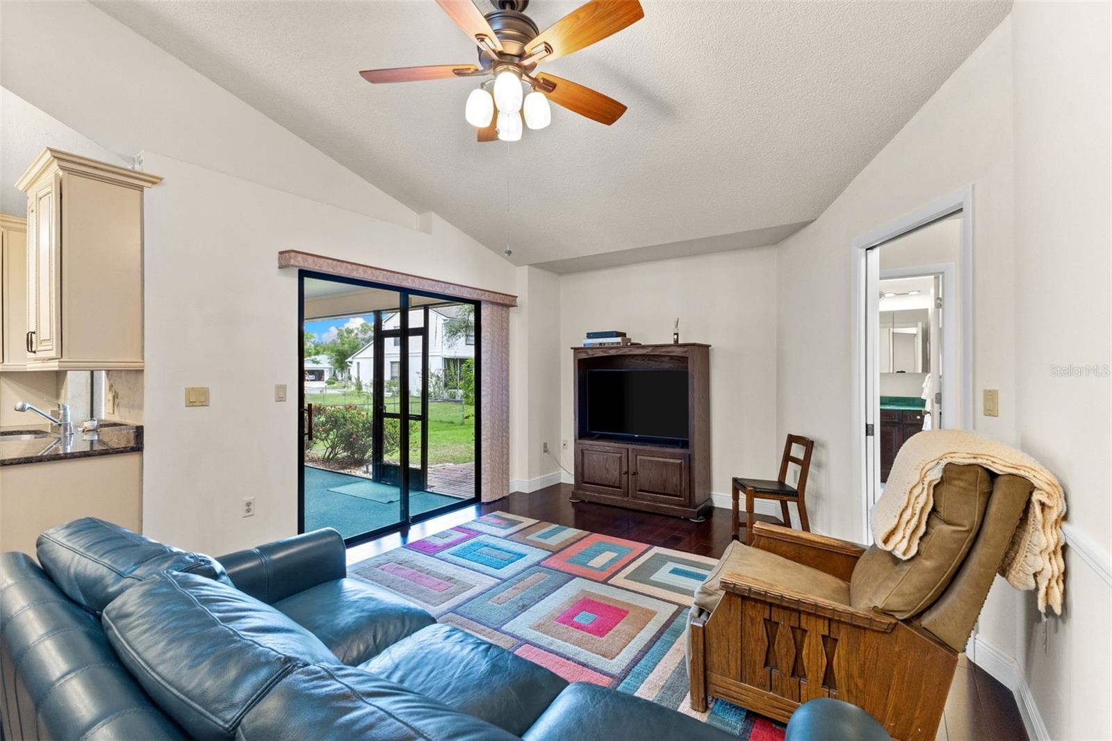 Image 14 of 32 For 2559 Wood Oak Drive