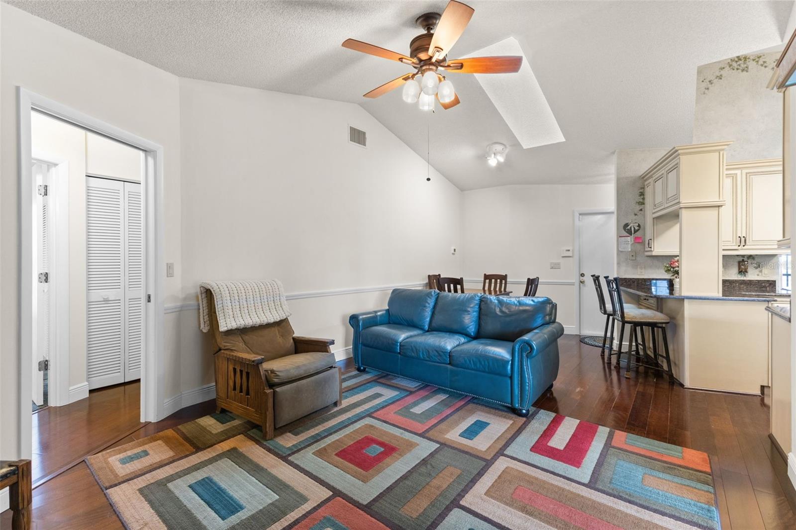 Image 15 of 32 For 2559 Wood Oak Drive