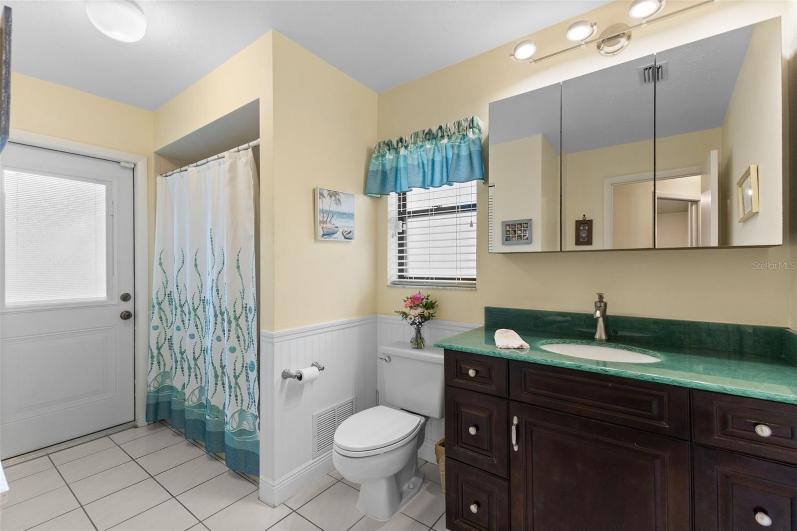 Image 20 of 32 For 2559 Wood Oak Drive