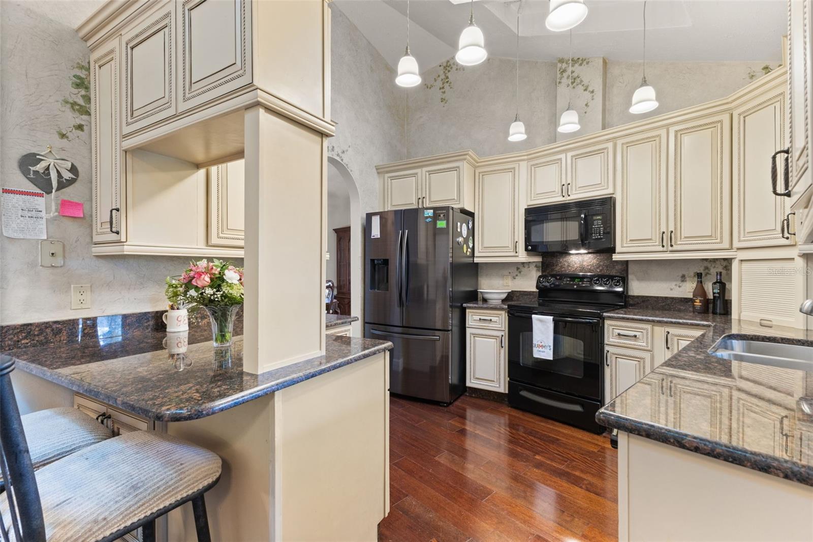 Image 3 of 32 For 2559 Wood Oak Drive