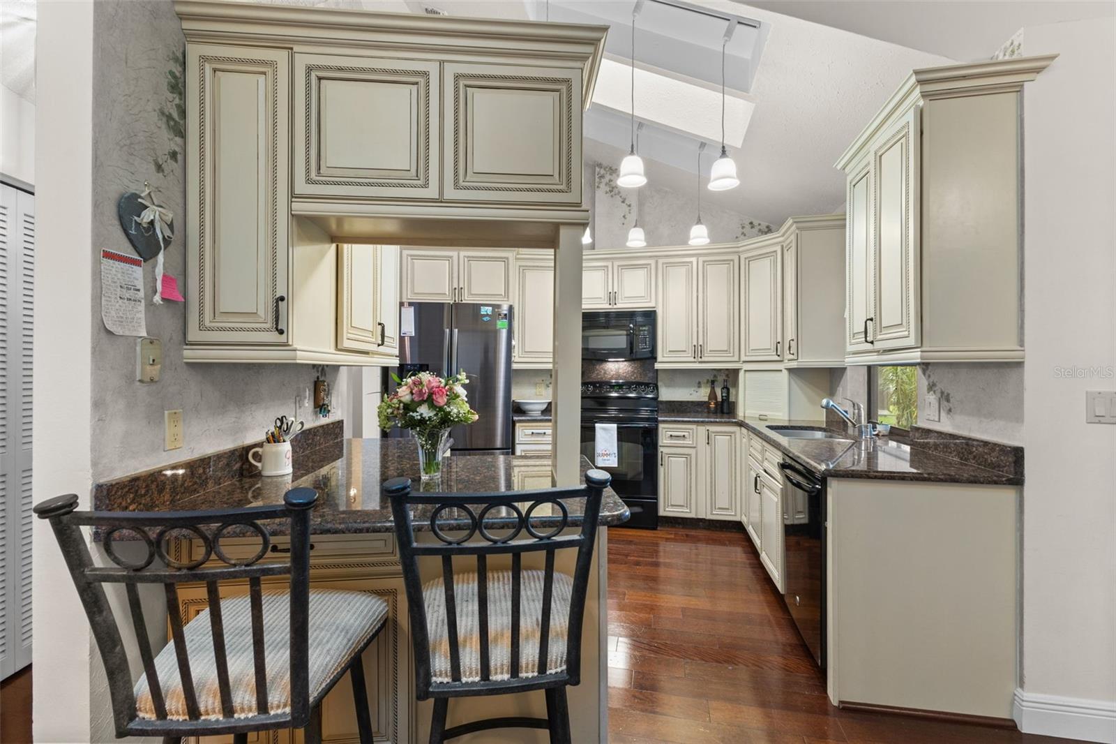 Image 4 of 32 For 2559 Wood Oak Drive