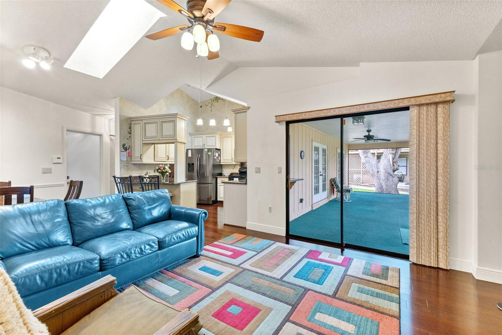 Image 8 of 32 For 2559 Wood Oak Drive