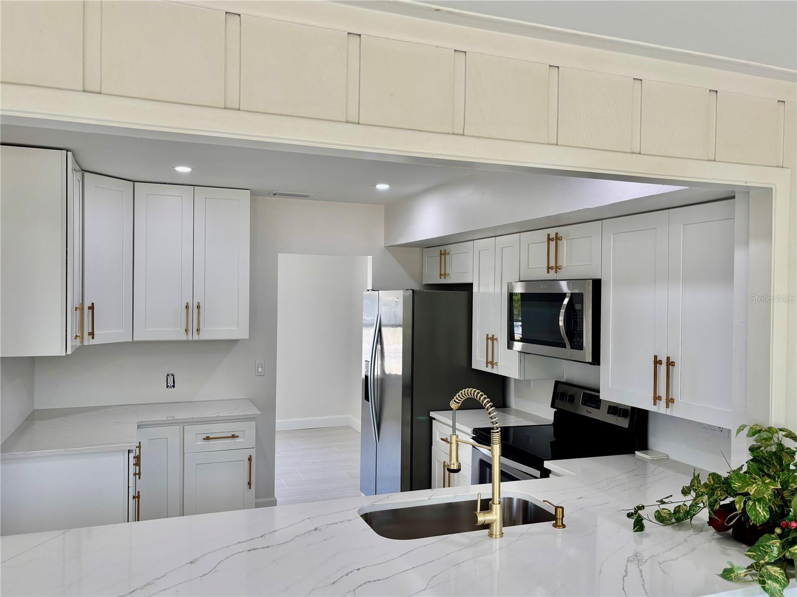 Image 5 of 10 For 544 Mount Vernon Drive