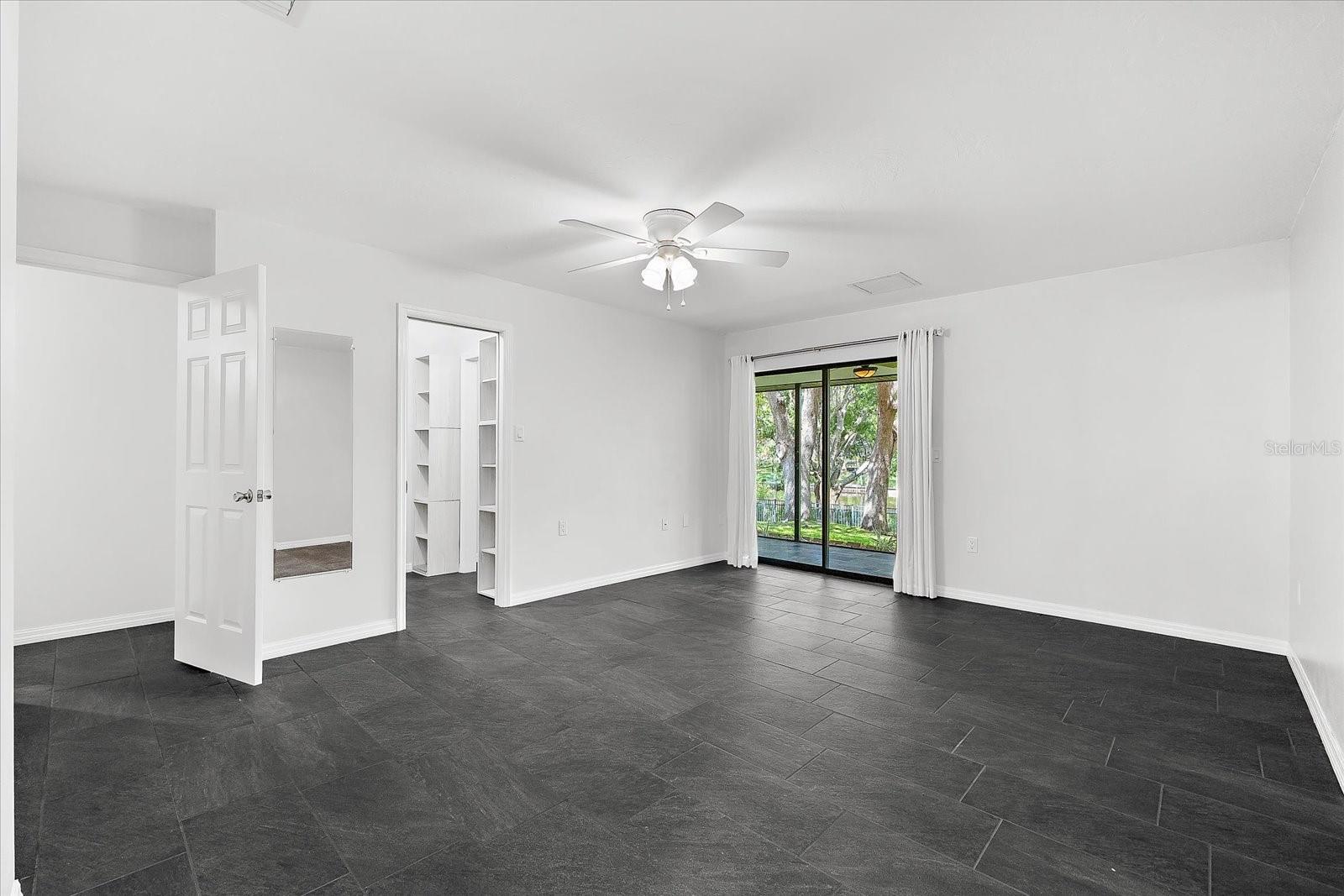 Image 25 of 64 For 2504 Tanglewood Drive