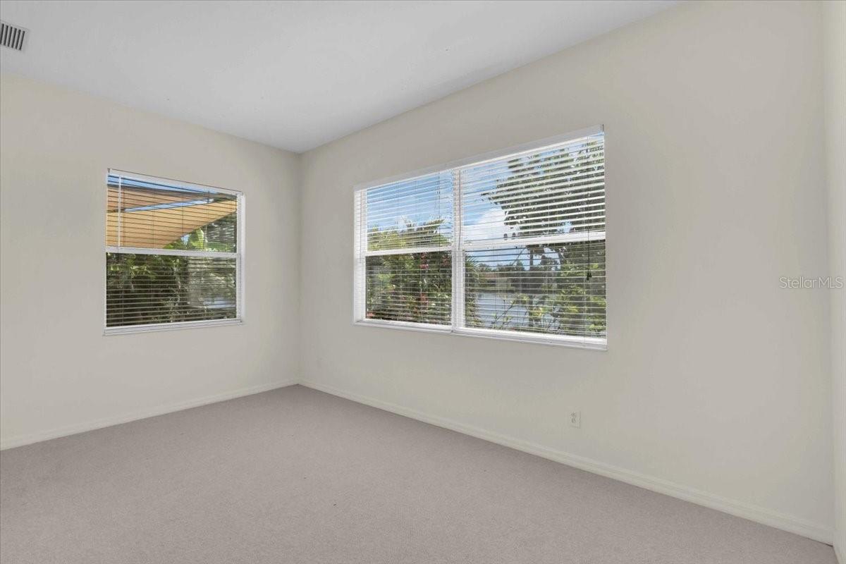 Image 22 of 52 For 7026 43rd Avenue E