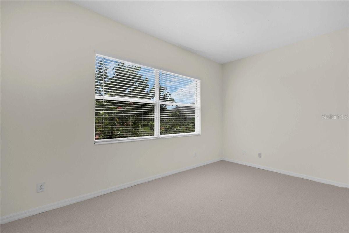 Image 23 of 52 For 7026 43rd Avenue E