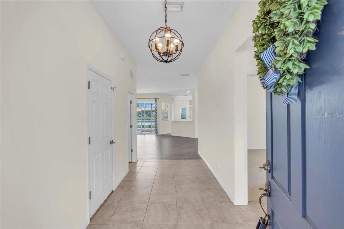 Image 30 of 52 For 7026 43rd Avenue E