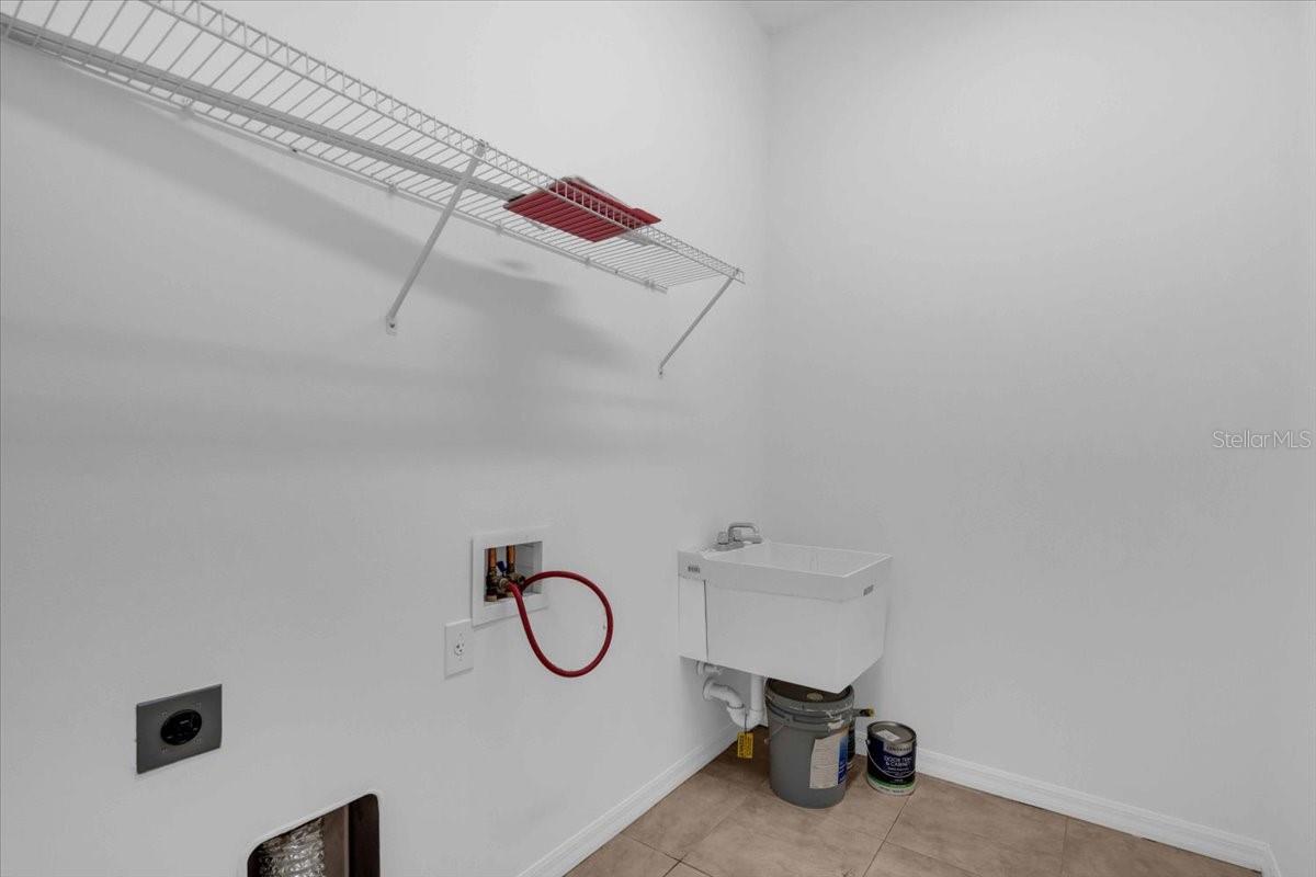 Image 31 of 52 For 7026 43rd Avenue E