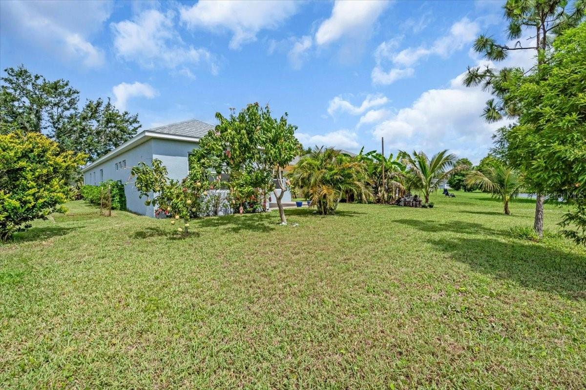 Image 38 of 52 For 7026 43rd Avenue E
