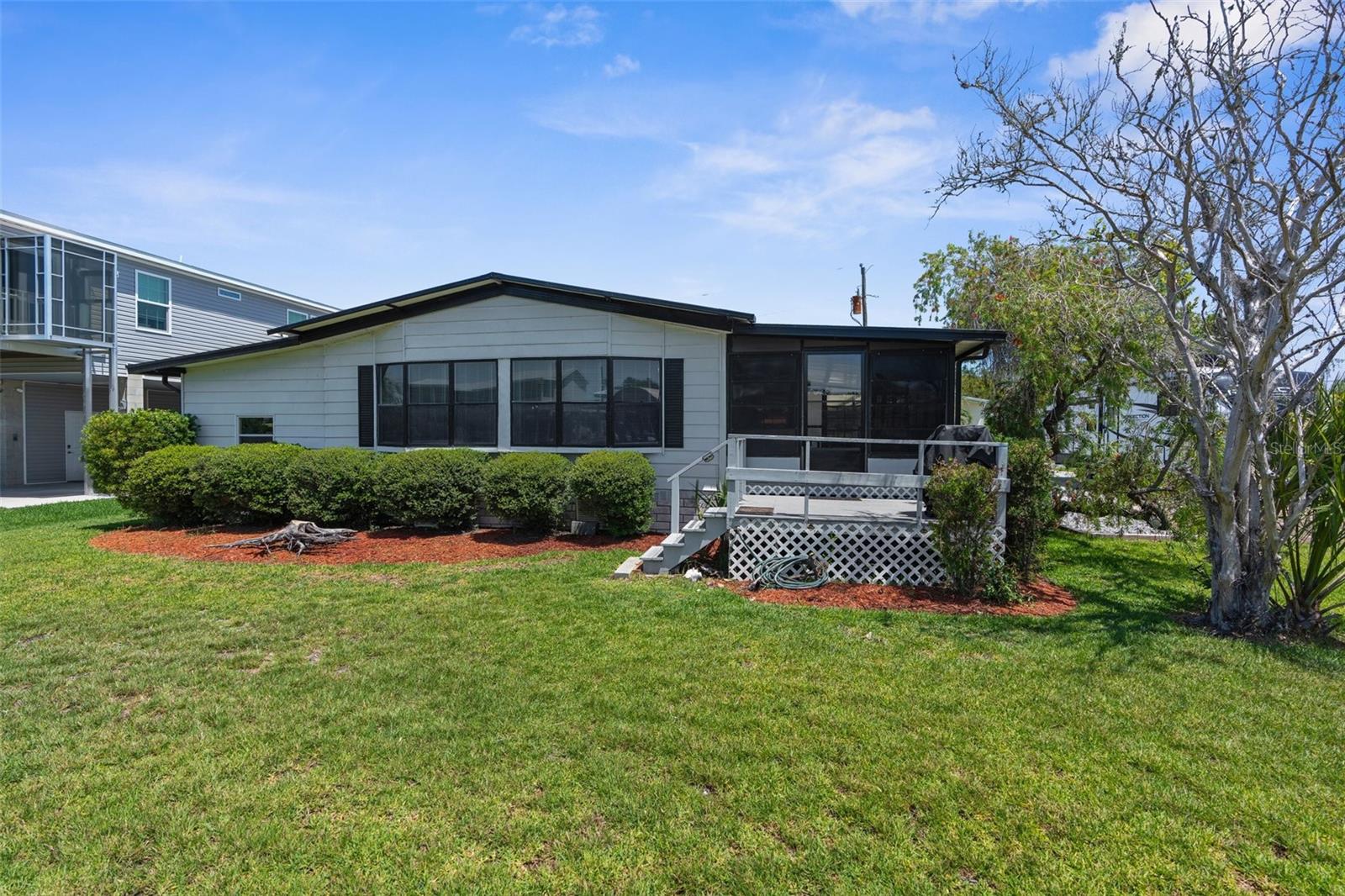 Listing photo id 8 for 11652 Brightwater Court