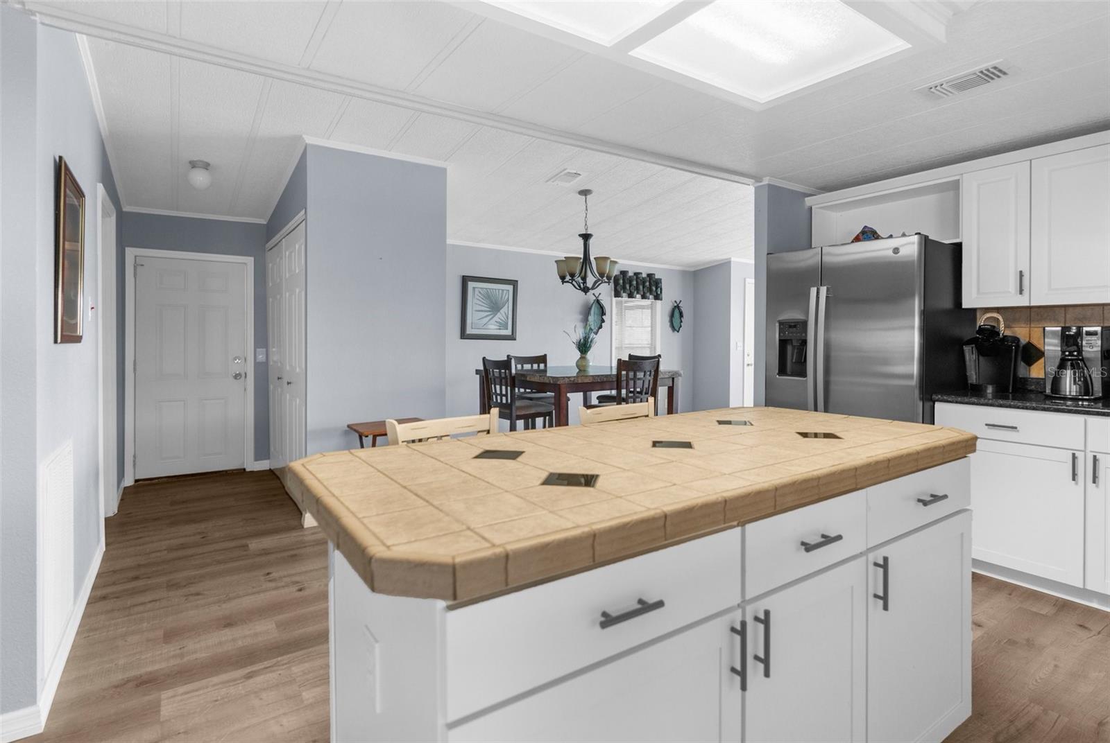 Listing photo id 14 for 11652 Brightwater Court