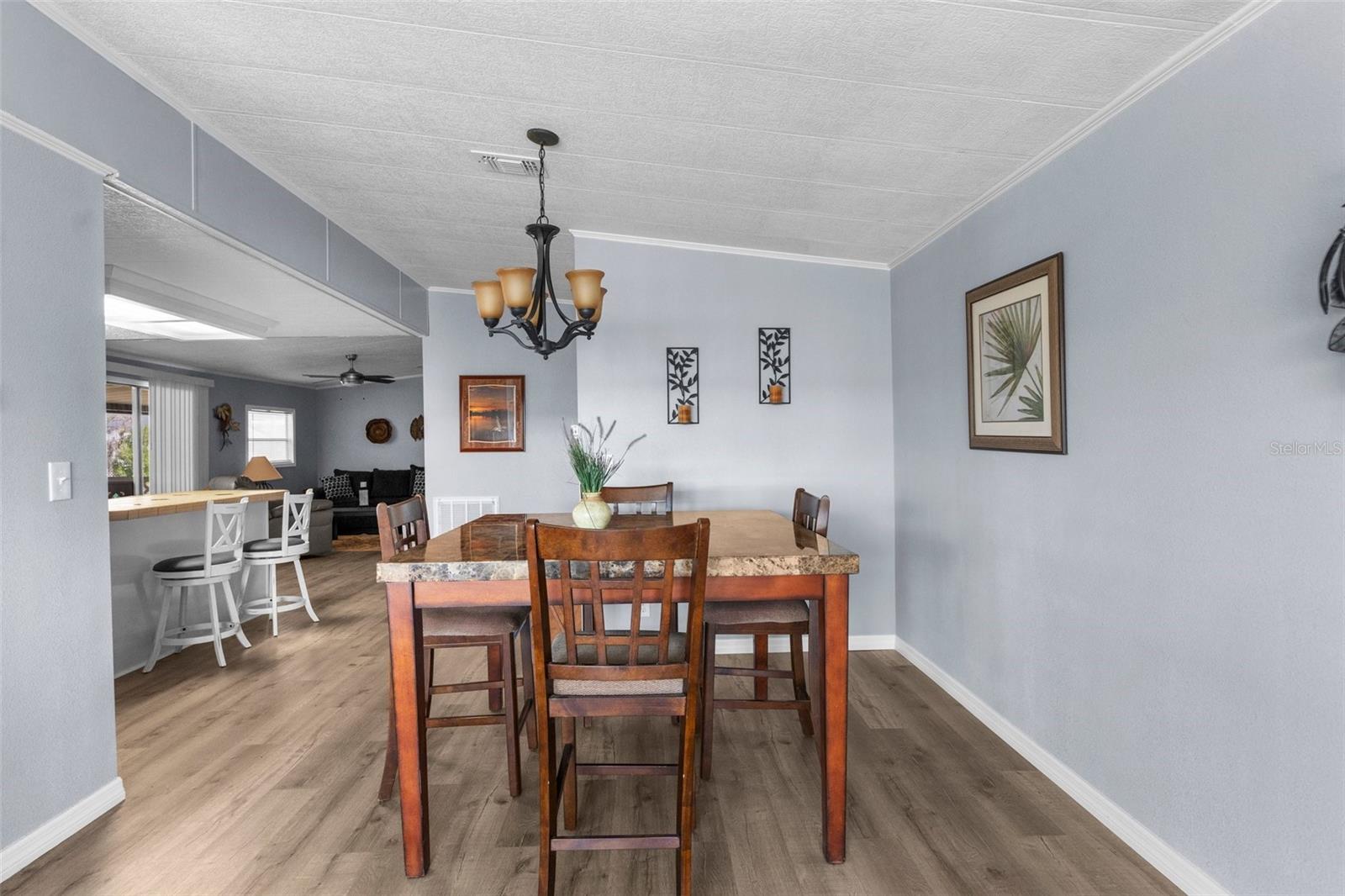 Listing photo id 16 for 11652 Brightwater Court