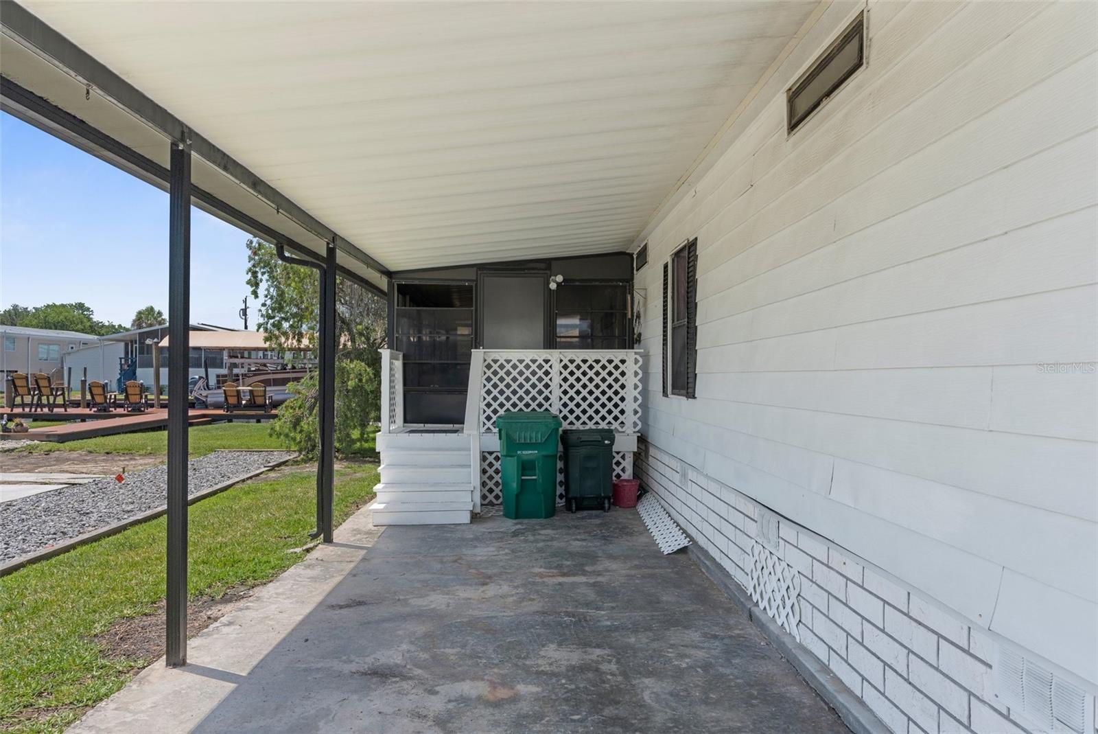 Listing photo id 33 for 11652 Brightwater Court