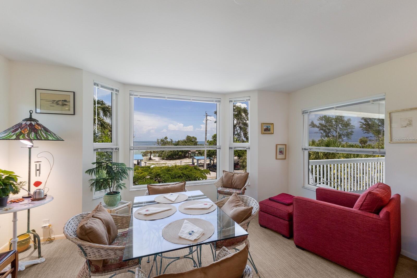 Image 10 of 46 For 401 Bay Boulevard