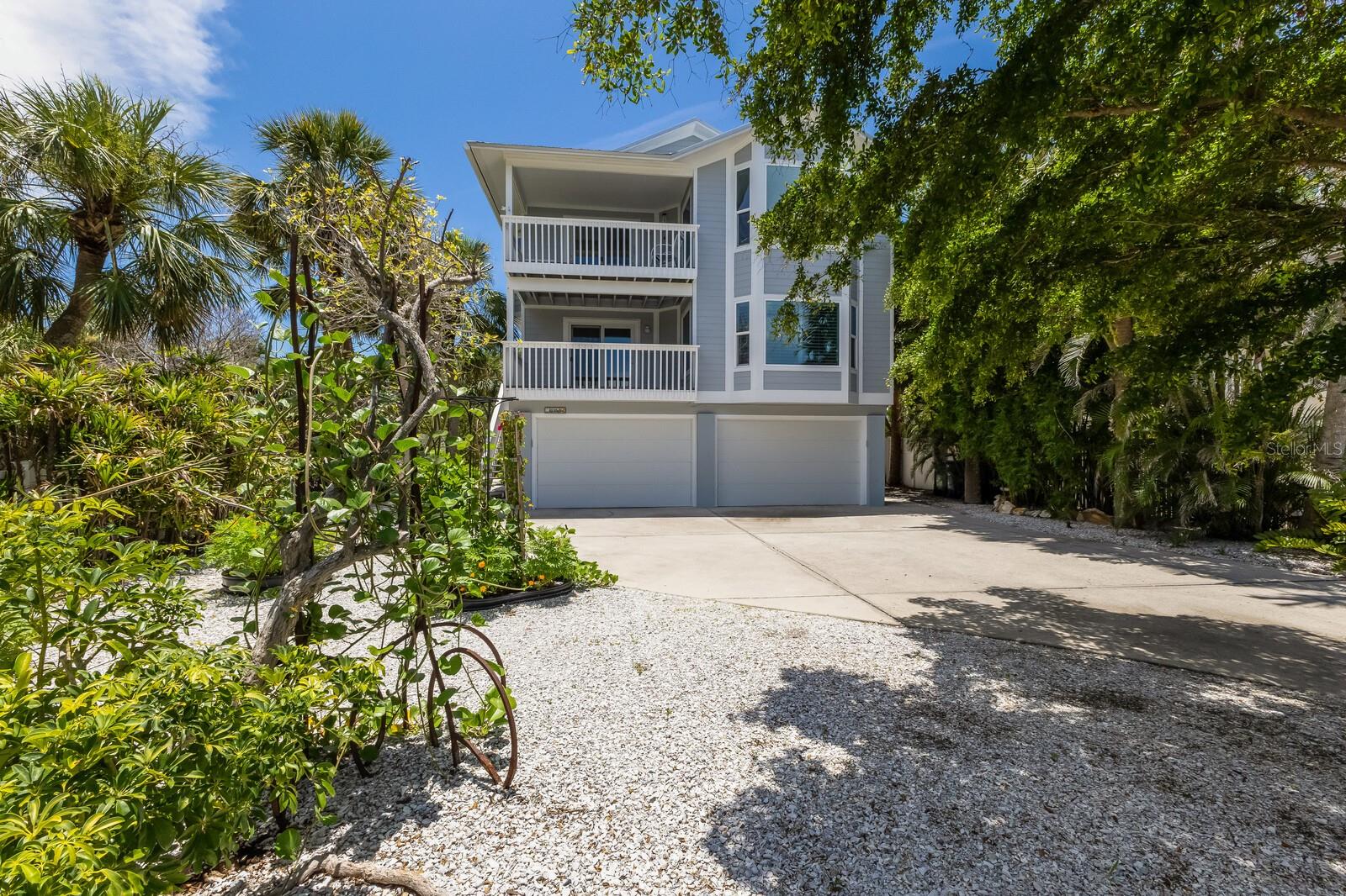Image 3 of 46 For 401 Bay Boulevard