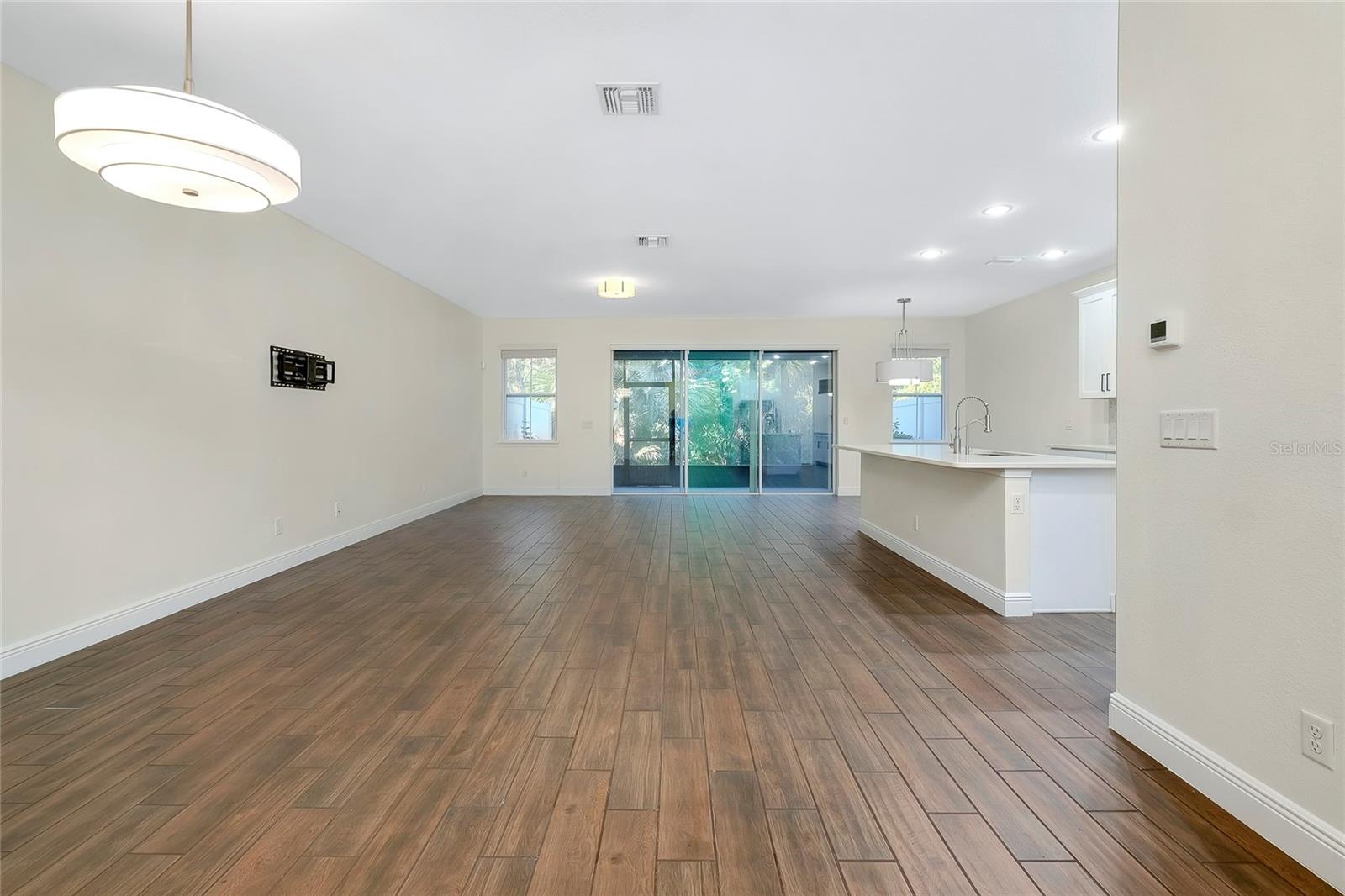 Image 17 of 72 For 4532 Chinkapin Drive