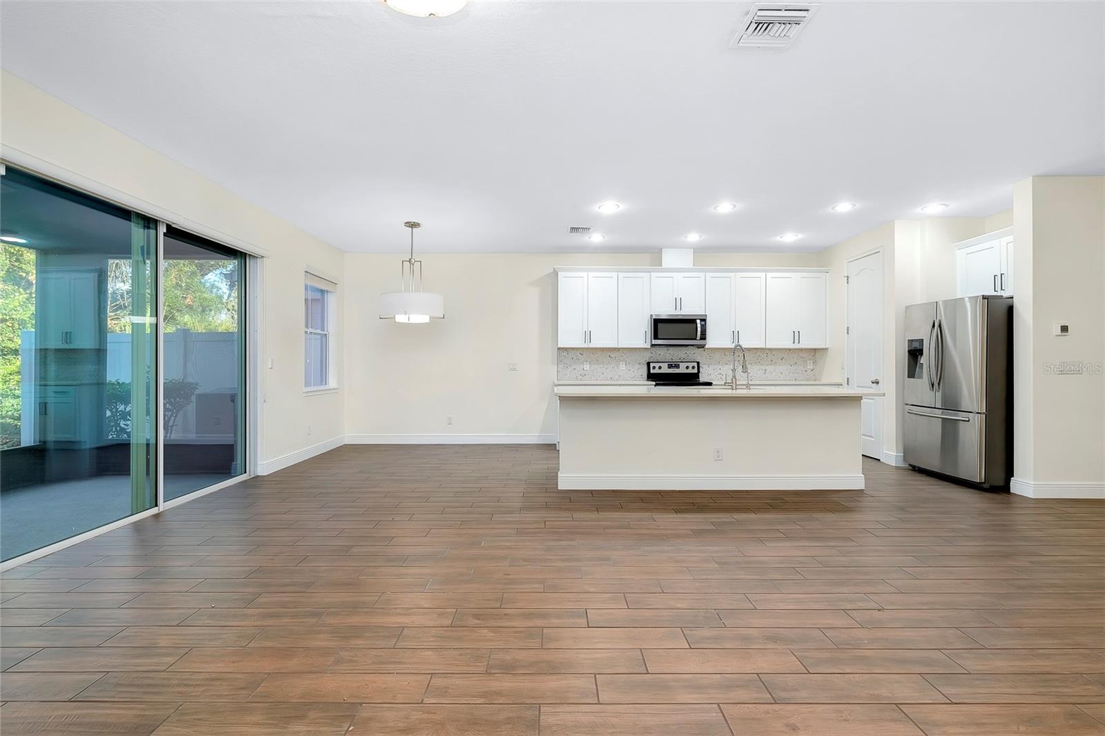 Image 23 of 72 For 4532 Chinkapin Drive