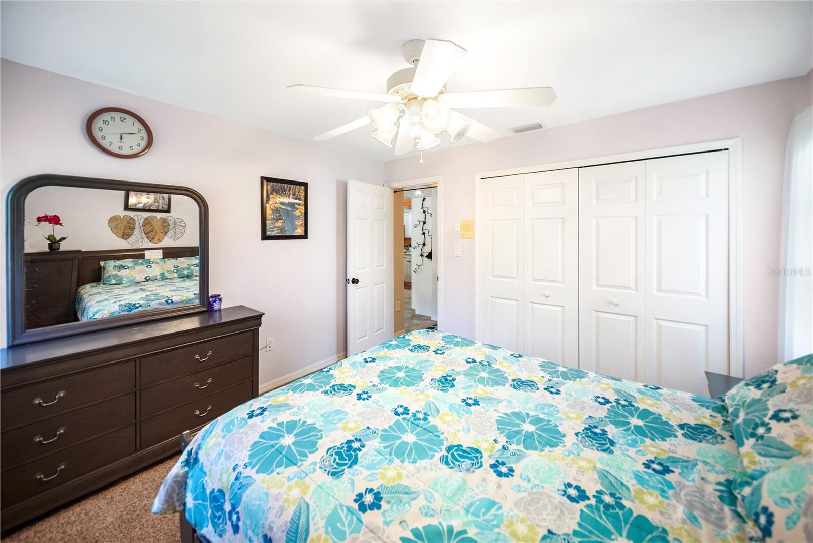 Image 27 of 40 For 22378 Peachland Boulevard